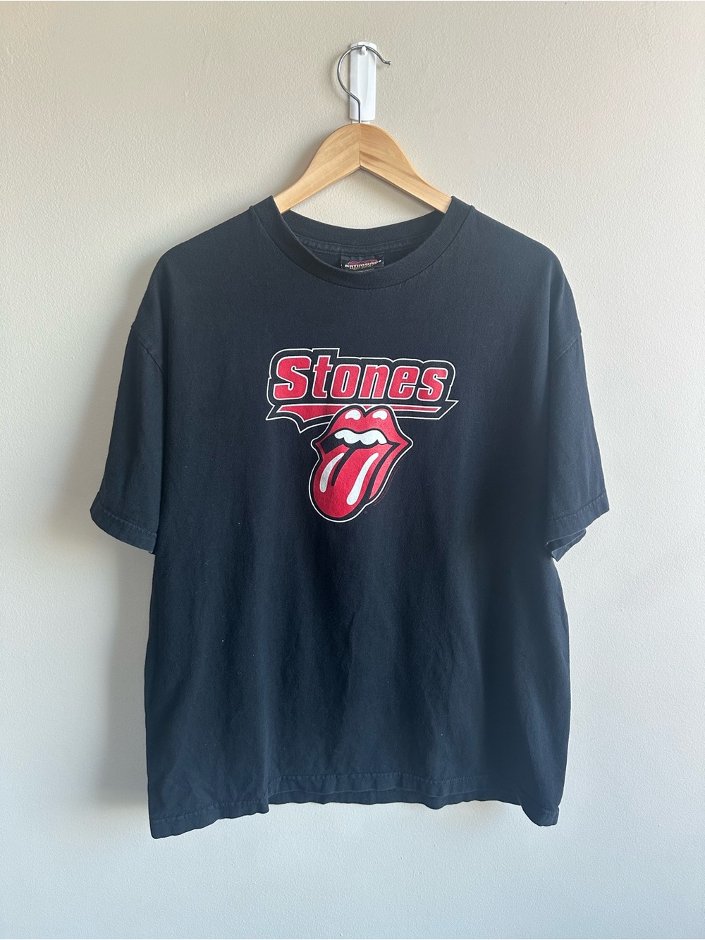 2004 rolling stones tee